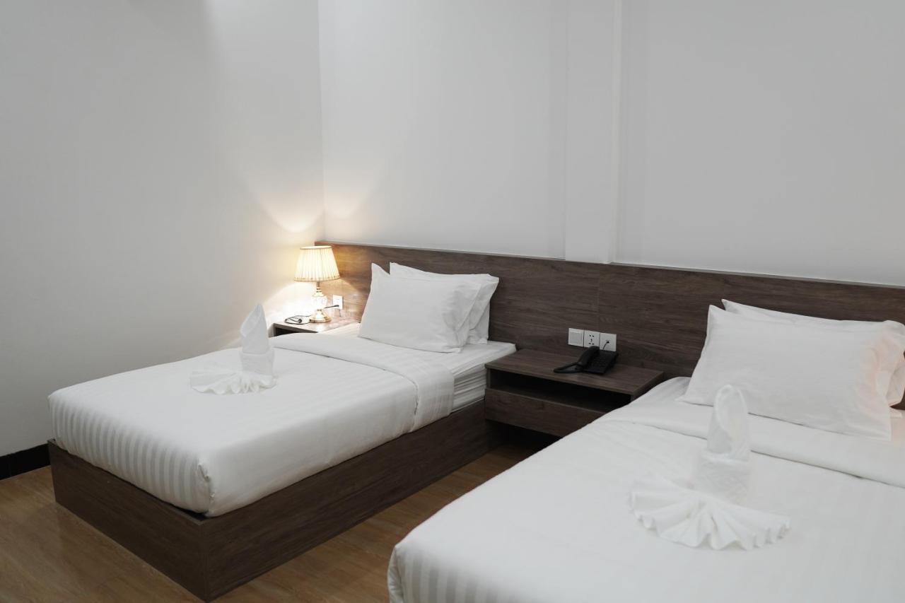 Apple Hotel Three - Near Pnh Airport Phnom Penh Luaran gambar