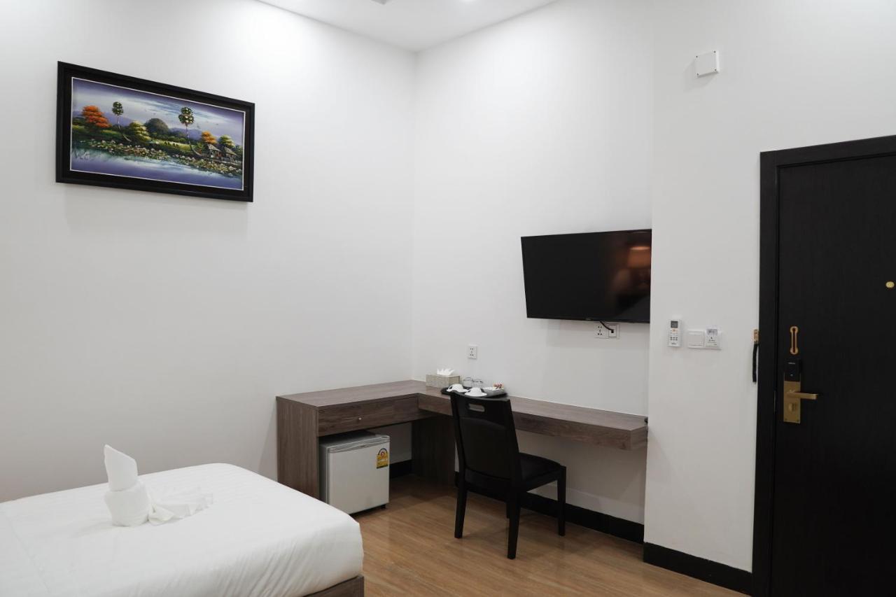 Apple Hotel Three - Near Pnh Airport Phnom Penh Luaran gambar
