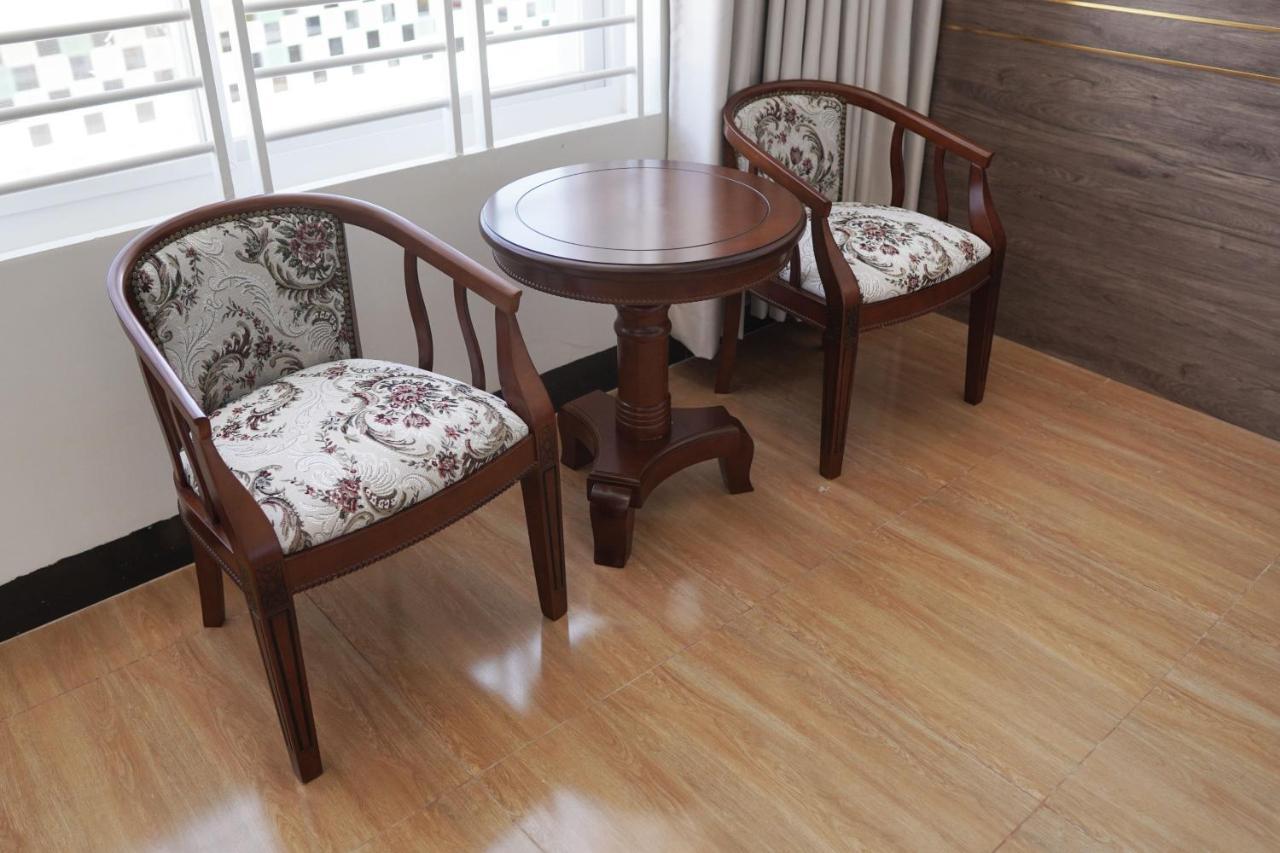 Apple Hotel Three - Near Pnh Airport Phnom Penh Luaran gambar